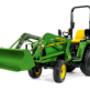 Komunální traktor John Deere 3036E s čelním nakladačem