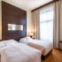 Guest room with single bed(s)