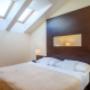 Guest room with double bed(s)