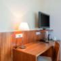 Guest room with double bed(s)