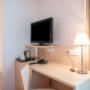 Guest room with double bed(s)