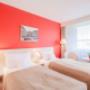 Spacious guest room