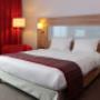 Well-equipped guest room