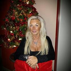 Cafe Bar DanaD