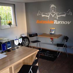 AUTOSKLO TURNOV s.r.o. a LADISLAV KREJČÍK servis koncernových vozů (VW, ŠKODA, AUDI, SEAT)