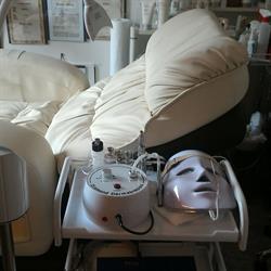 AUTORIZOVANÉ KOSMETICKÉ CENTRUM NATUR - Kosmetika Slaný