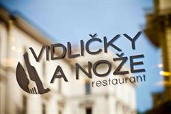 VIDLIČKY A NOŽE STRAŠNICE