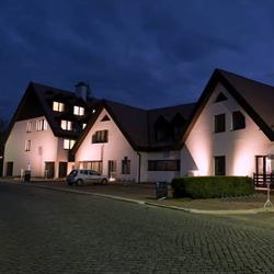 Hotel Vír
