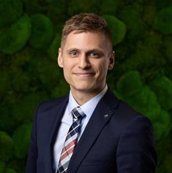 Tomáš Hollmann - finanční a realitní konzultant