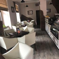 CAFE AZERET