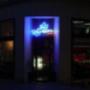 neon na plexiskle