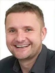 Zdeněk Čiháček, realitní makléř