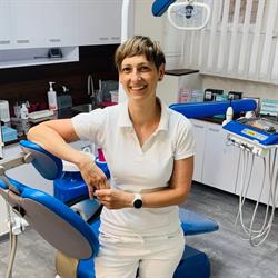 Dentální hygiena Holešovice, Letná - Vendula Neuwirthová