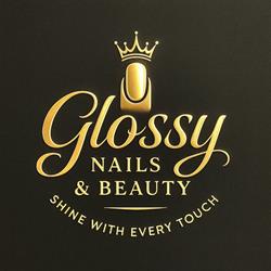 Glossy nails & beauty