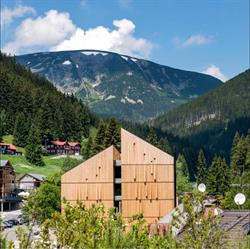 Hotel Pecr Deep & Hotel Pecr Well