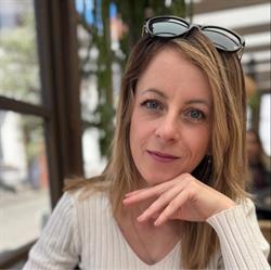 Kadeřnice Veronika Štursová