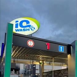 Bezkontaktní mycí centrum IQ WASH