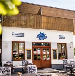 Restaurace a penzion Labská marína