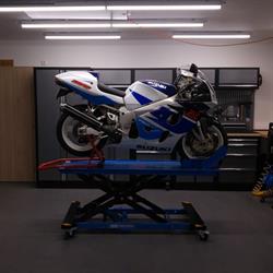 WH MOTO - Wolf Hugo