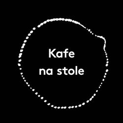 Kafe na stole