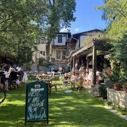 Zahradní Restaurace Villa Vojkov