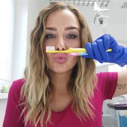 Dentální hygiena Teplice - Sandra Ogurčákova,DiS.