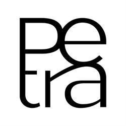 Petra café wine
