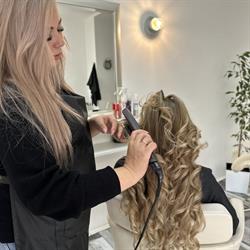 Hair Studio Wave