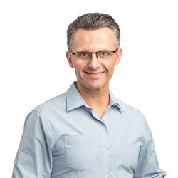 Marek Lindauer - realitní makléř RE/MAX