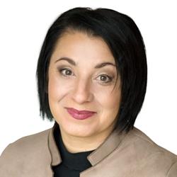 Dana Pličková - realitní makléřka, RE/MAX Point