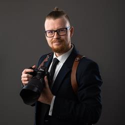 Svatební fotograf Ondra Budka