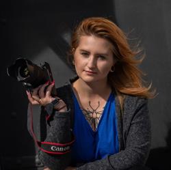 Lucie Kucharičová - grafik a fotograf