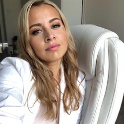 MUDr. Anežka Krnáčová, Kožní a estetická ambulance