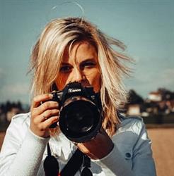 Jitka Maděrová - svatební a rodinná fotografka & fotoateliér Turnov
