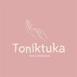 Toniktuka nails