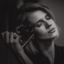Adela Fries