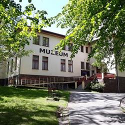 SLÁDEČKOVO VLASTIVĚDNÉ MUZEUM v Kladně